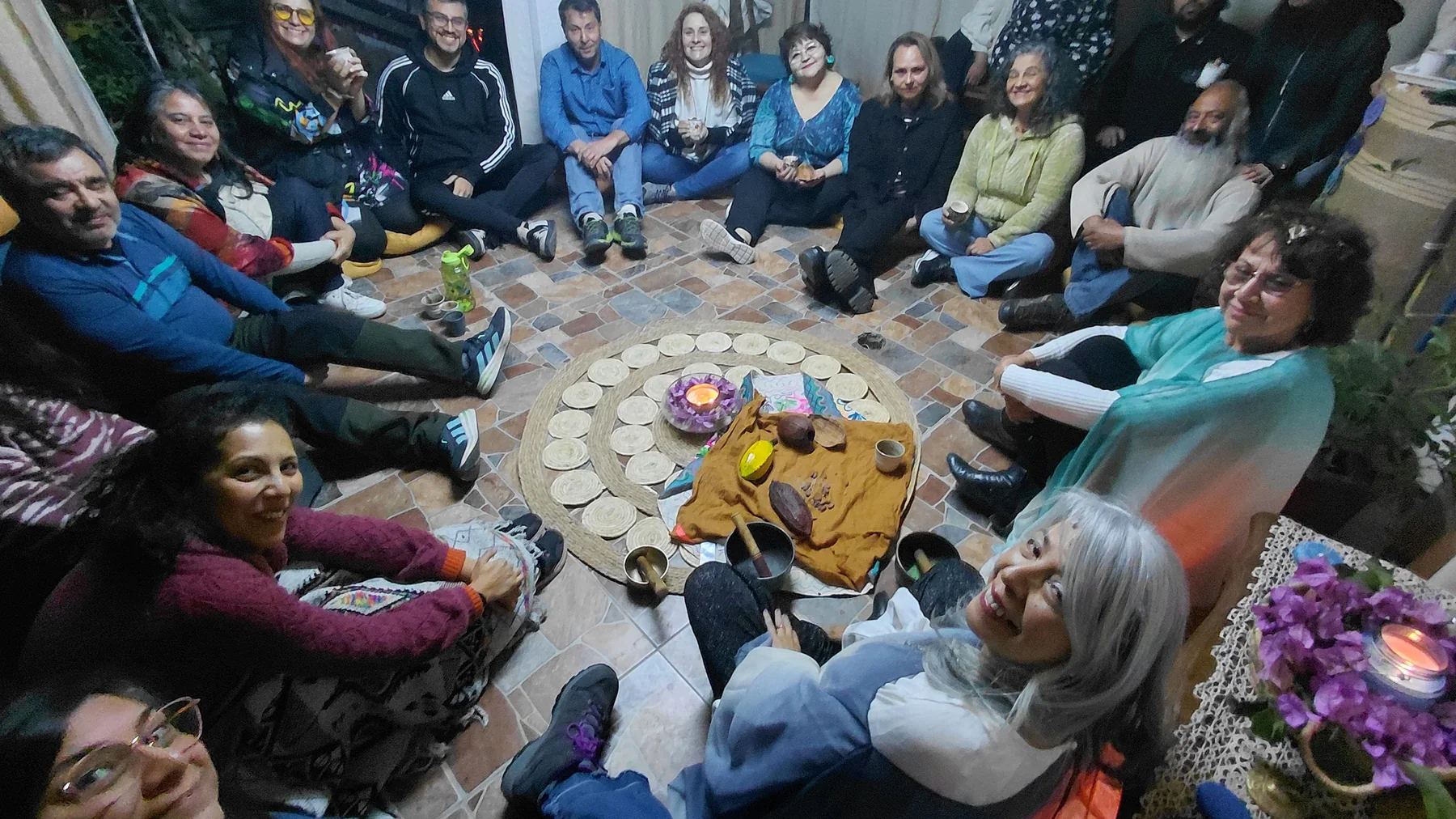 Participantes reunidos en un encuentro de Vía Espiral